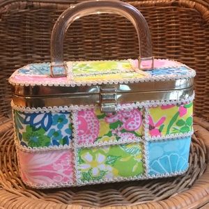 VTG Lilly Pulitzer box purse, lucite handle, 60’s.